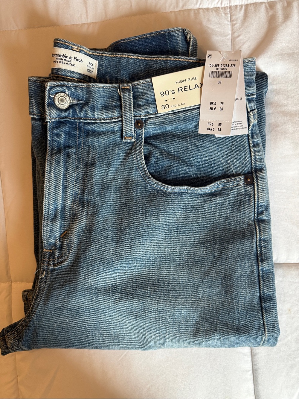 Abercrombie & Fitch High-Rise Relaxed Jeans - Light Blue Denim